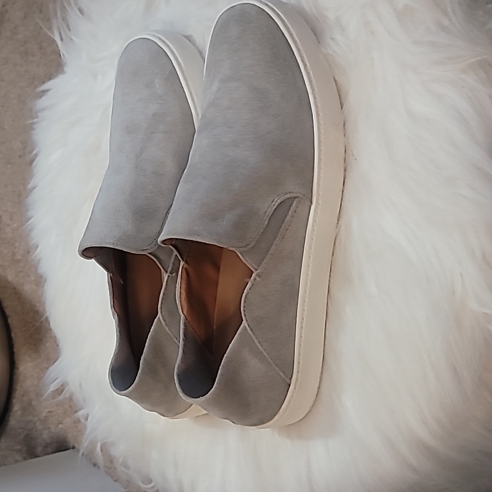 Steven Madden Suede Loafers - Picture 1 of 7